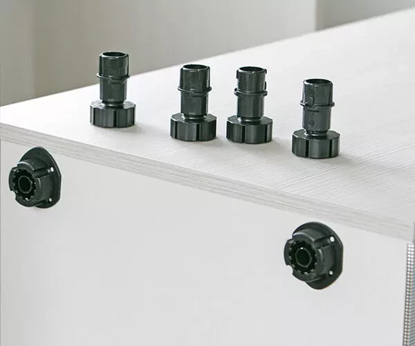 Plastics components